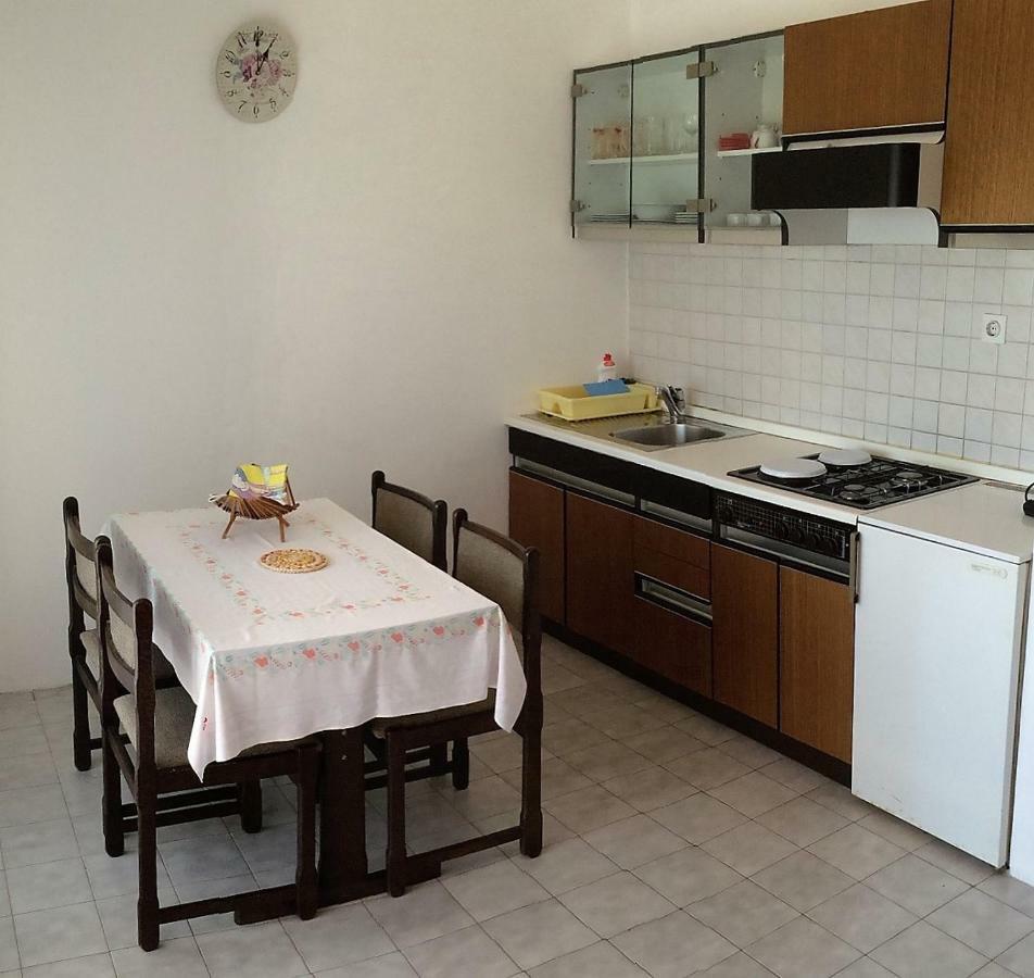 Apartments Markelj Ловречиця Екстер'єр фото